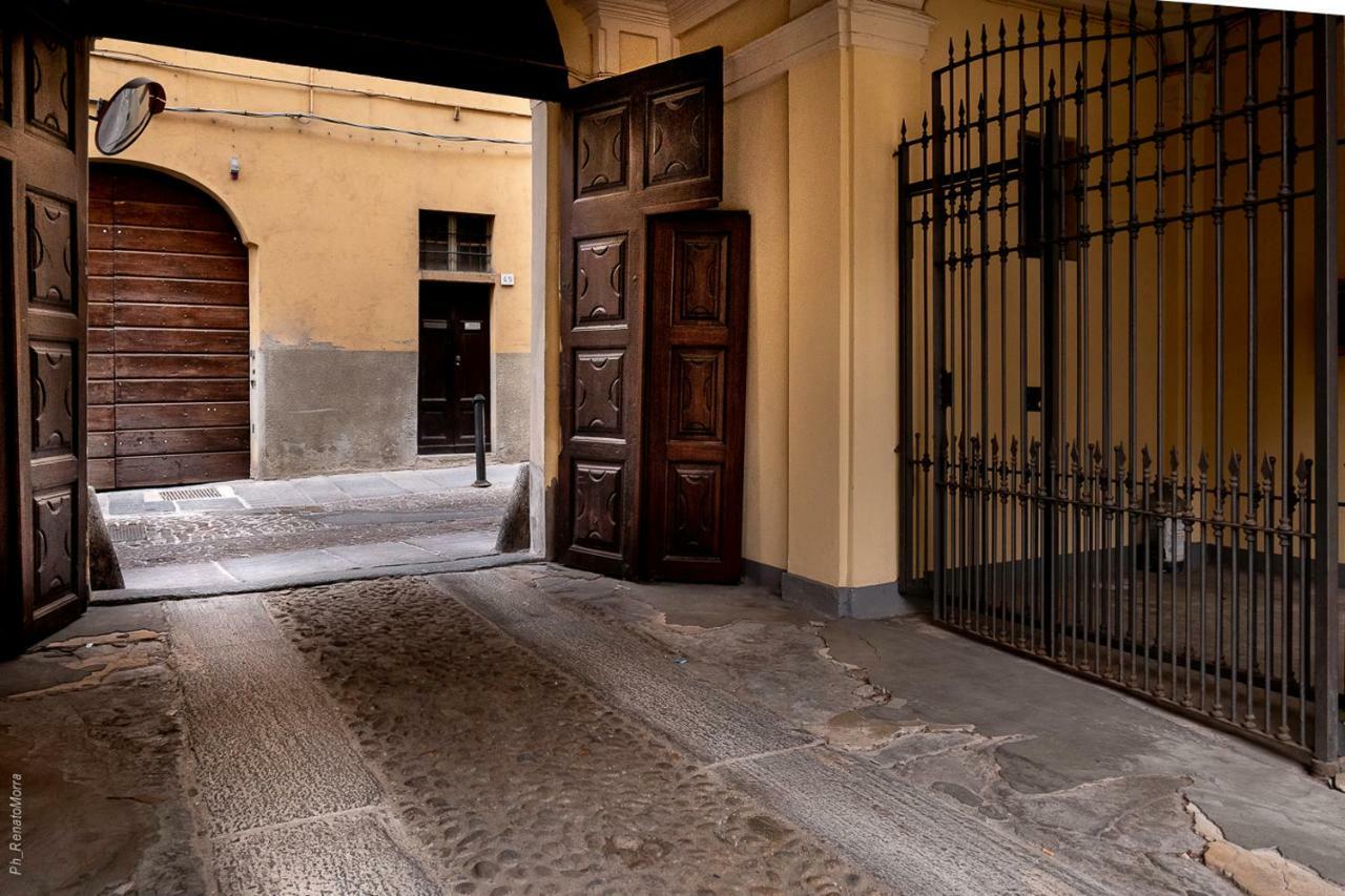 Roero Suite In The City Center Asti Exterior photo